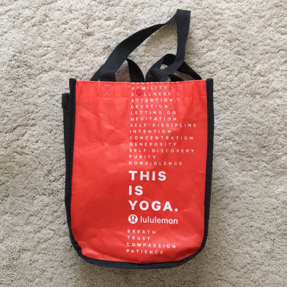Lululemon bag